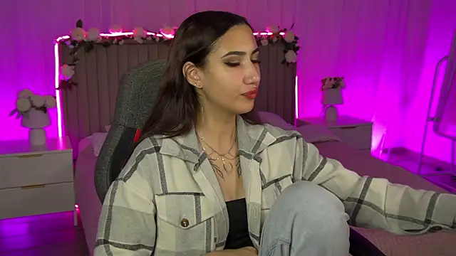 RebeckaThornton online show from 11.15.25