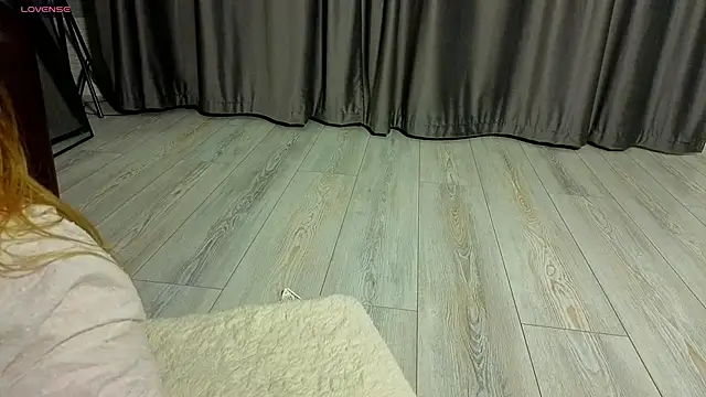 Snapshot of MissPompadure chatting on 02.14.26 MissPompadure online show from 02.14.26