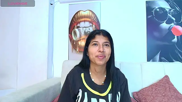 Snapshot of ASS_DIRTY_MESSY chatting on 10.14.25 ASS DIRTY MESSY online show from 10.14.25