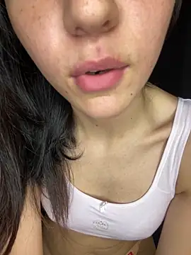 Snapshot of Pilarq9 chatting on 03.17.26 Pilarq9 online show from 03.17.26