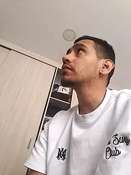 Snapshot of Andyy_Carterr chatting on 10.26.25 Andyy Carterr online show from 10.26.25