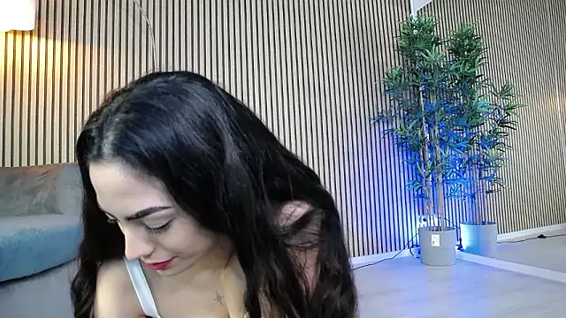 Snapshot of TheaBrown chatting on 03.05.26 TheaBrown online show from 03.05.26