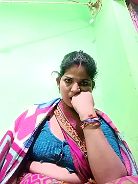 Karishma cute online show from 11.30.25