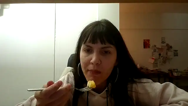 miapink33 online show from 03.24.26