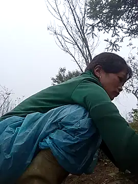 Snapshot of siusiu-00 chatting on 11.02.25 siusiu-00 online show from 11.02.25