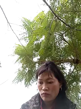 Snapshot of siusiu-00 chatting on 11.05.25 siusiu-00 online show from 11.05.25