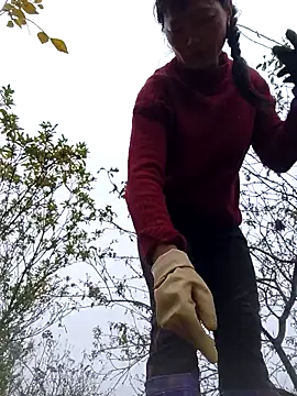 Snapshot of siusiu-00 chatting on 11.12.25 siusiu-00 online show from 11.12.25