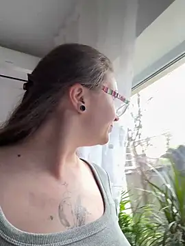 Amy  Leee  online show from 04.26.26