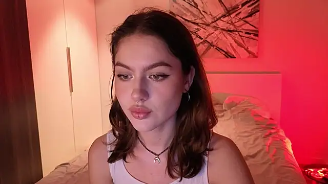 Snapshot of Miraa_Belle chatting on 10.23.25 Miraa Belle online show from 10.23.25