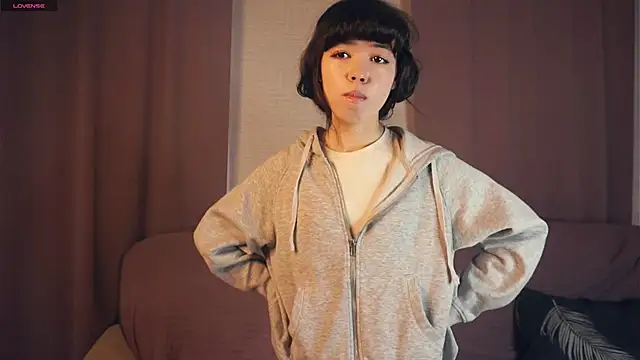 SandieMuss online show from 10.21.25