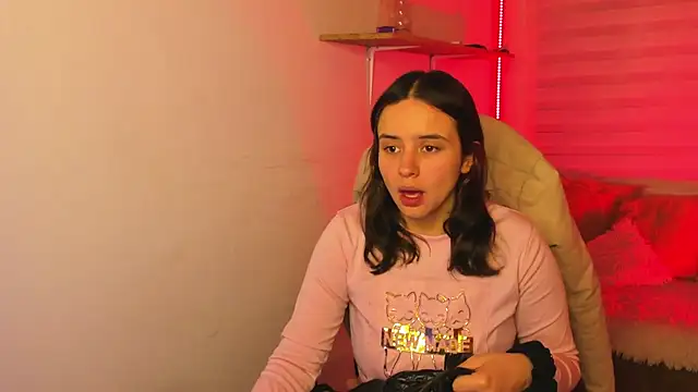 Emily Lindey online show from 11.10.25