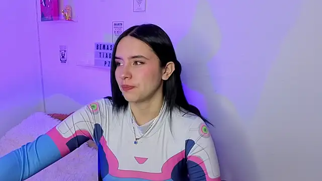 Snapshot of Emily_Lindey chatting on 03.17.26 Emily Lindey online show from 03.17.26