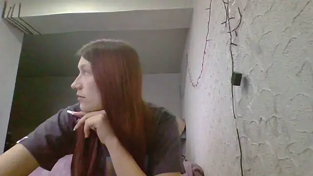 Snapshot of luna_tt chatting on 02.14.26 luna tt online show from 02.14.26