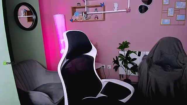 astren villo online show from 11.28.25