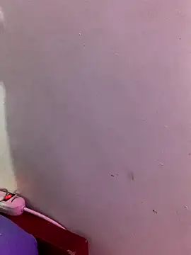 Snapshot of La-Gatiita-trans chatting on 11.20.25 La-Gatiita-trans online show from 11.20.25