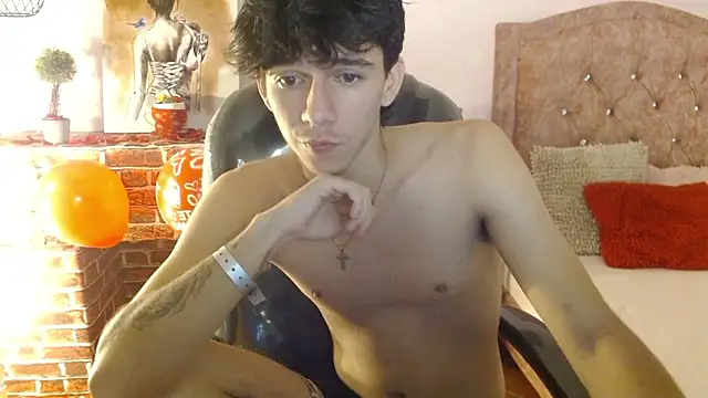 AmethystShadow17 online show from 02.15.26