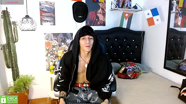 Snapshot of AmethystShadow17 chatting on 07.23.26 AmethystShadow17 online show from 07.23.26