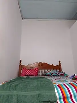 Alondracat69 online show from 11.17.25