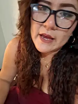 Snapshot of sol093 chatting on 02.06.26 sol093 online show from 02.06.26