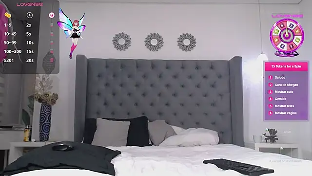 Snapshot of meilybarbie chatting on 11.21.25 meilybarbie online show from 11.21.25