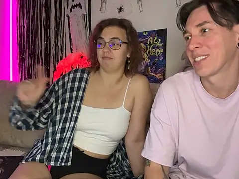 Snapshot of live_sexy chatting on 10.19.25 live sexy online show from 10.19.25