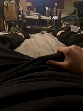 Snapshot of CarmeloA chatting on 10.14.25 CarmeloA online show from 10.14.25