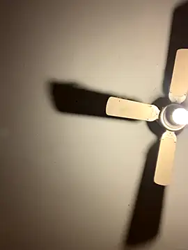 Snapshot of CarmeloA chatting on 10.30.25 CarmeloA online show from 10.30.25