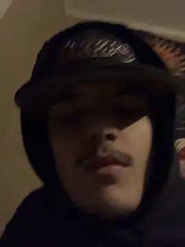 Snapshot of CarmeloA chatting on 11.29.25 CarmeloA online show from 11.29.25