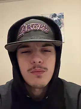 Snapshot of CarmeloA chatting on 12.20.25 CarmeloA online show from 12.20.25