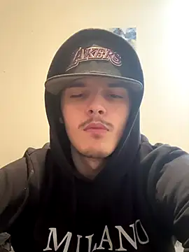 Snapshot of CarmeloA chatting on 01.05.26 CarmeloA online show from 01.05.26