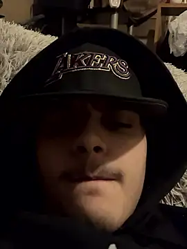 Snapshot of CarmeloA chatting on 01.15.26 CarmeloA online show from 01.15.26