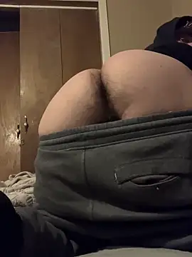 Snapshot of CarmeloA chatting on 04.03.26 CarmeloA online show from 04.03.26