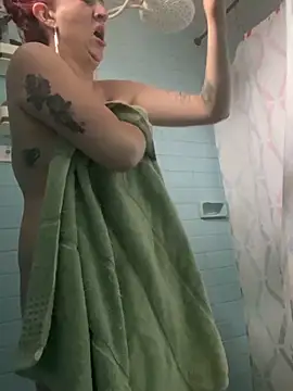 Zoe fire online show from 11.15.25