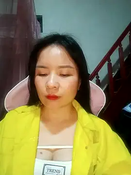 Listen-ly online show from 11.05.25