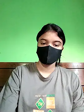 Snapshot of Jaya-Ray chatting on 11.25.25 Jaya-Ray online show from 11.25.25