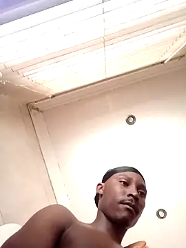 Snapshot of Hardeikbu chatting on 10.15.25 Hardeikbu online show from 10.15.25