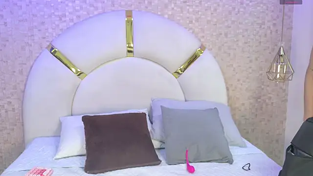 emmy rose25 online show from 11.19.25