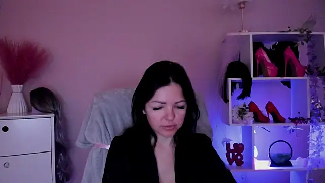 Mollybloom40 online show from 05.05.26