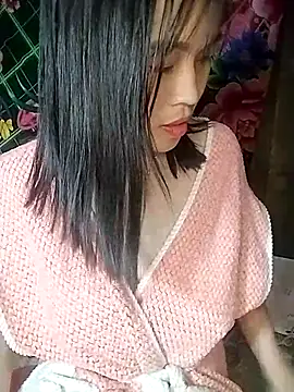 Snapshot of Hani-i chatting on 02.23.26 Hani-i online show from 02.23.26