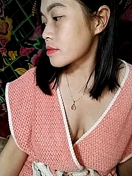 Snapshot of Hani-i chatting on 02.25.26 Hani-i online show from 02.25.26