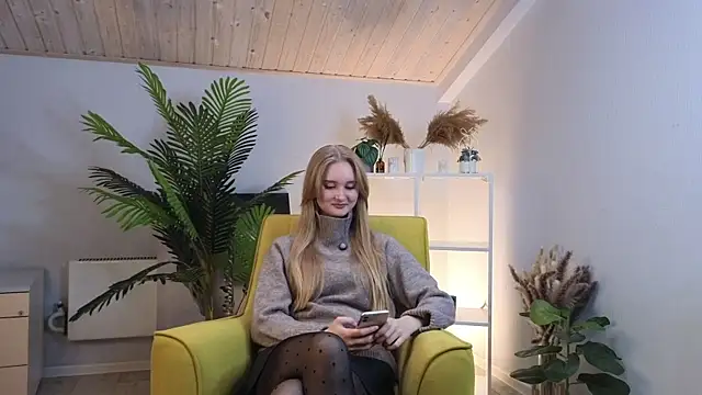 PennyManino online show from 10.15.25