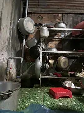 Candy-y online show from 10.15.25