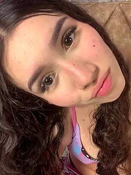 Snapshot of SsexCouplee chatting on 11.13.25 SsexCouplee online show from 11.13.25