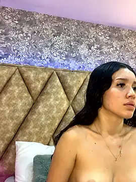 Snapshot of SsexCouplee chatting on 01.10.26 SsexCouplee online show from 01.10.26