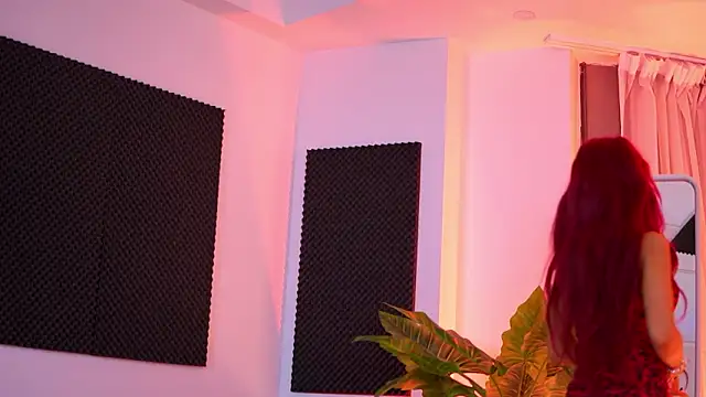 TiffanyBlaize online show from 03.06.26