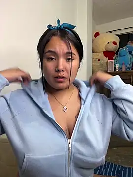 Mellani luod online show from 04.25.26