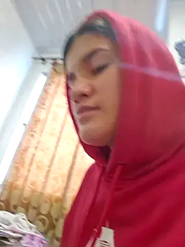 Gigihairy online show from 11.06.25