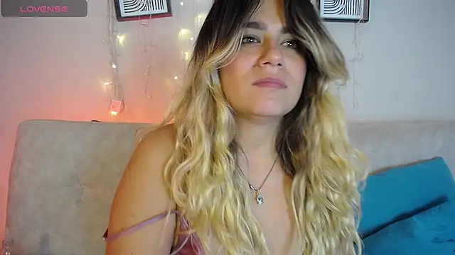 Sweet Bella Valery online show from 04.28.26