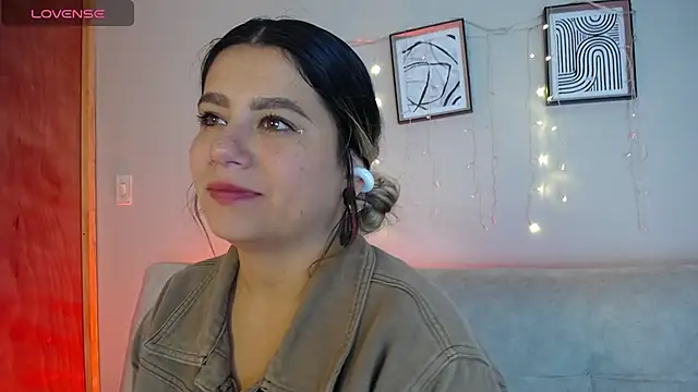Sweet Bella Valery online show from 04.30.26