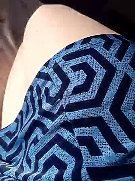 Snapshot of Taradinha_pelosogro chatting on 12.21.25 Taradinha pelosogro online show from 12.21.25